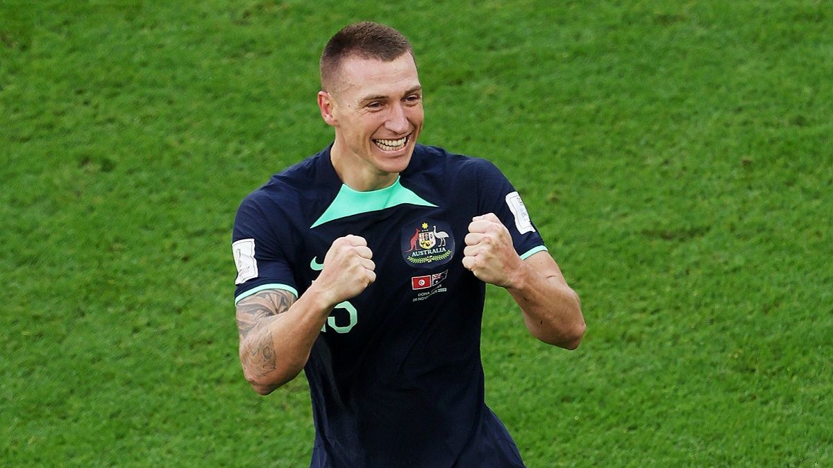 Австралия забила красивый гол затылком Туниса на ЧМ-2022 - видео Австралия забила красивый гол затылком Туниса на ЧМ-2022 - видео