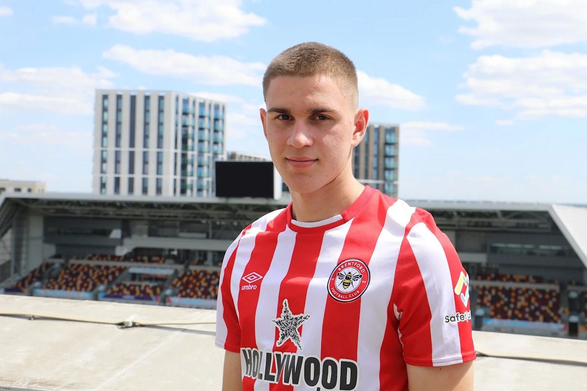 Егор Ярмолюк Егор Ярмолюк