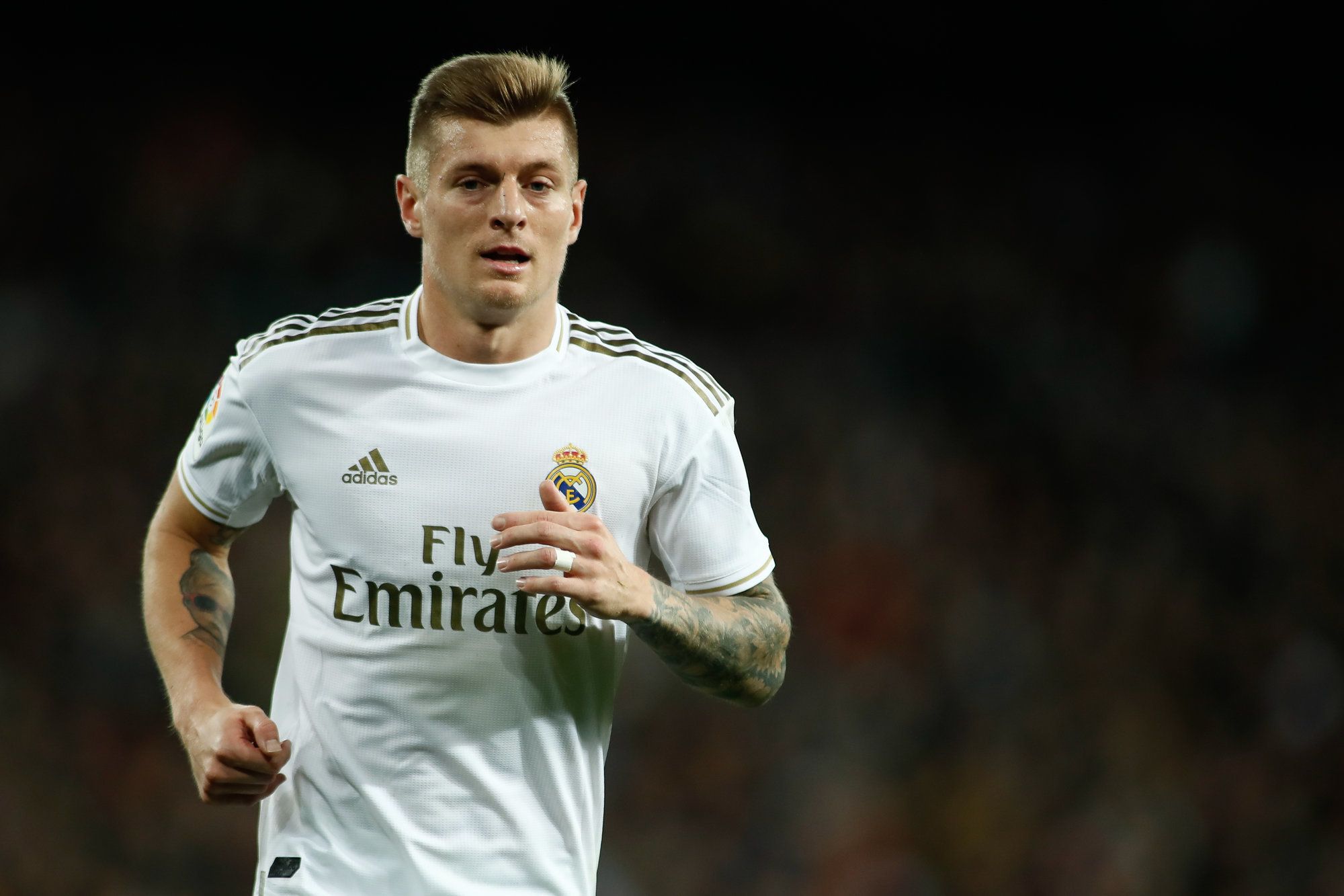 Тоні Кроос відмовляє європейським грандам: футболісту до душі Мадрид Тоні Кроос відмовляє європейським грандам: футболісту до душі Мадрид