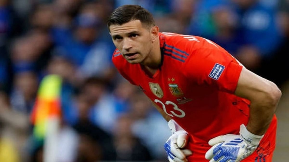 Эмилиано Мартинес после поражения саудитам – кто помог вратарю - 24 канал Спорт Эмилиано Мартинес после поражения саудитам – кто помог вратарю - 24 канал Спорт