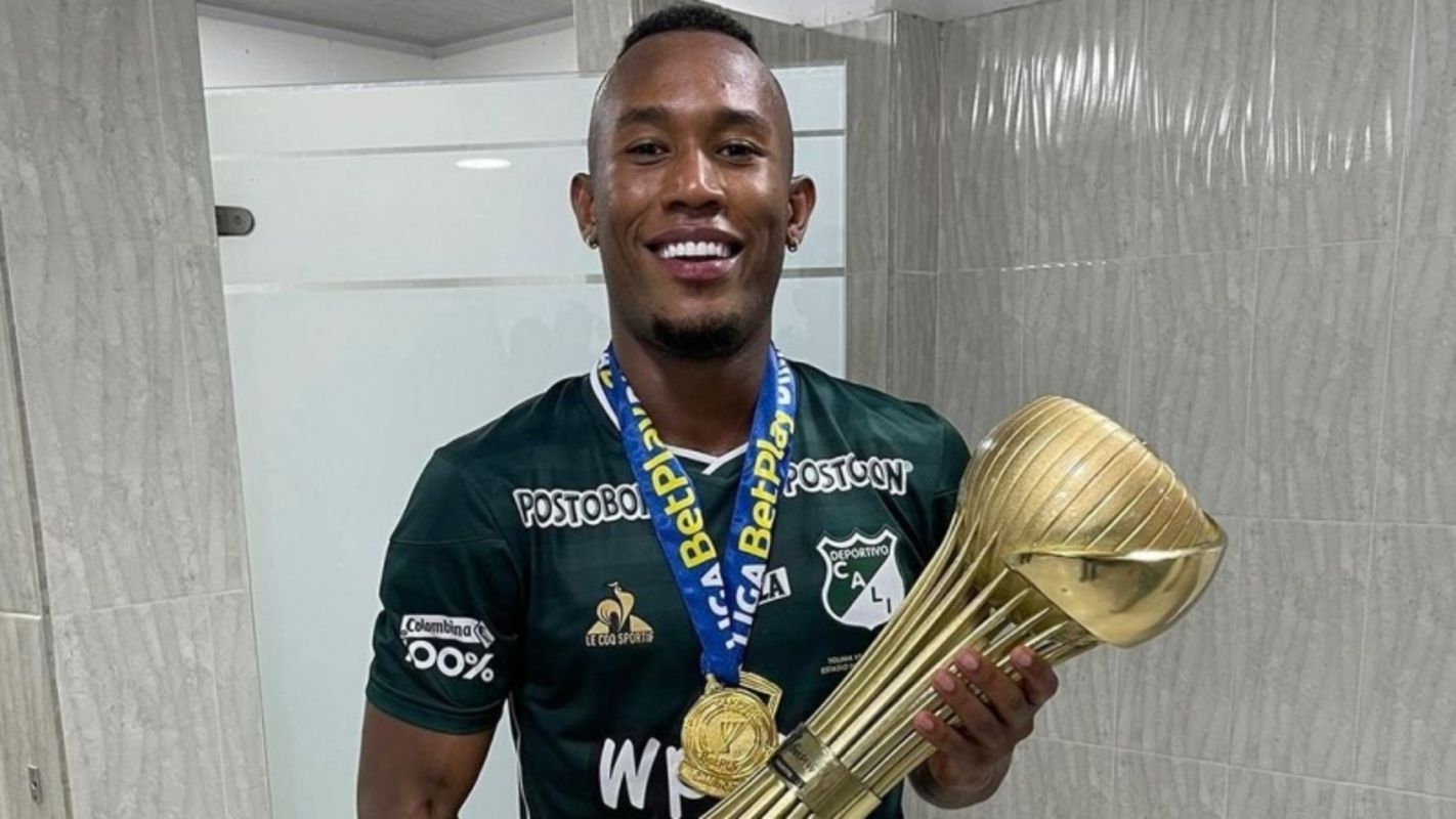 Неожиданно потерял сознание на тренировке: умер молодой колумбийский футболист