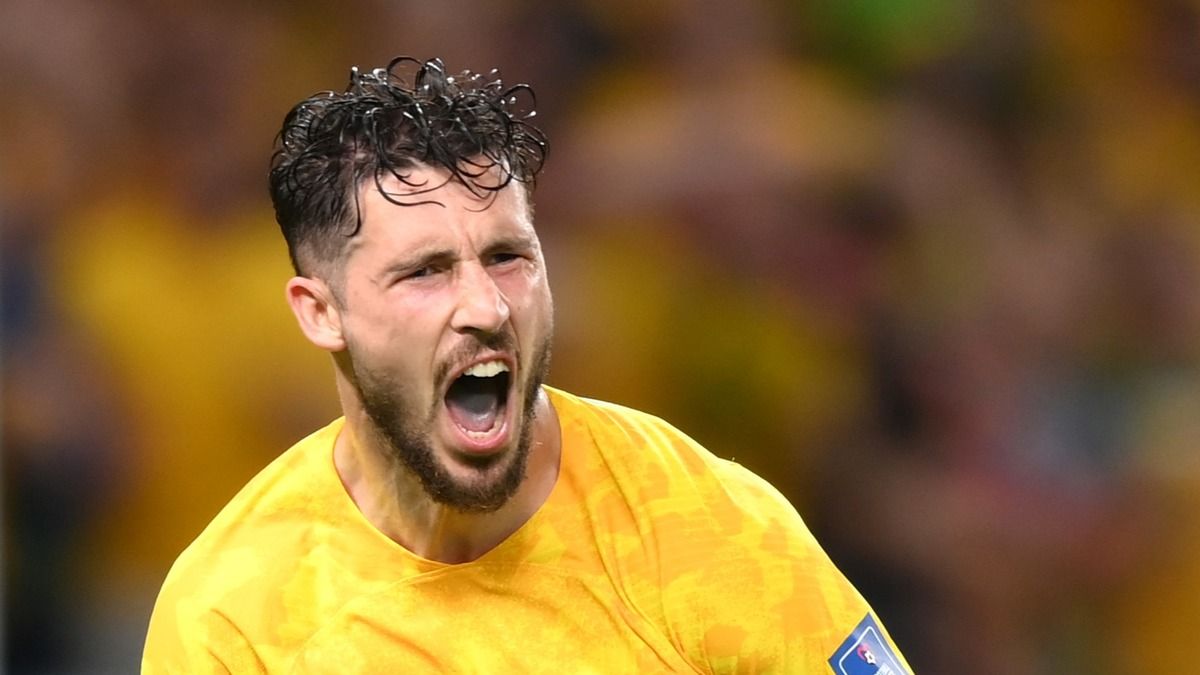 Леки – автор гола в ворота Дании Леки – автор гола в ворота Дании