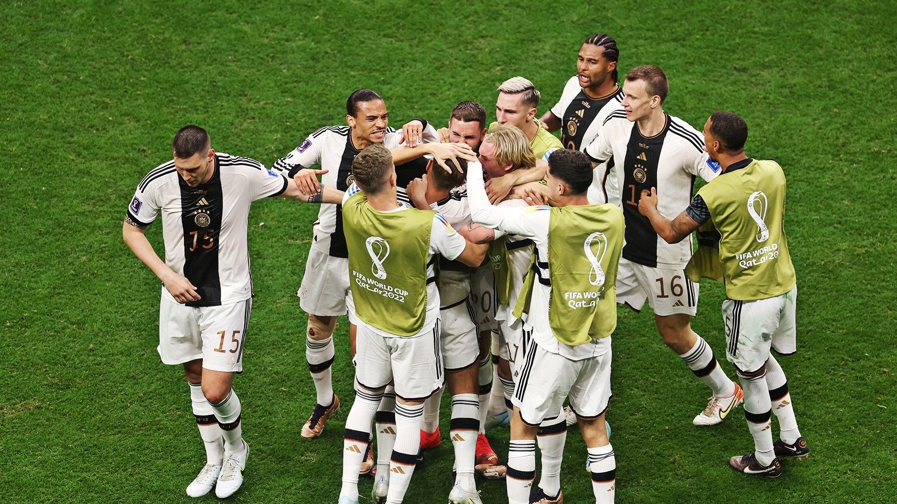Германия может дважды подряд осрамиться на чемпионатах мира: что может спасти их от позора