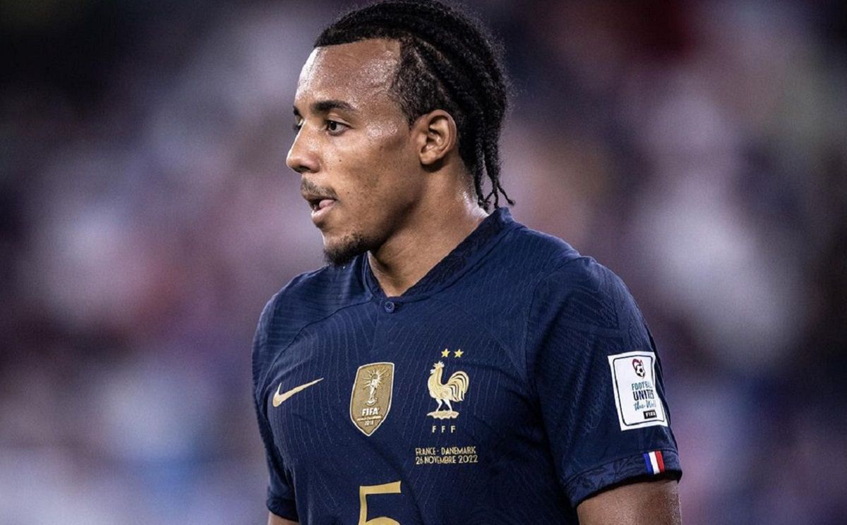 Франція –Польщі – яке футбольне правило порушив Жюль Кунде Франція –Польщі – яке футбольне правило порушив Жюль Кунде