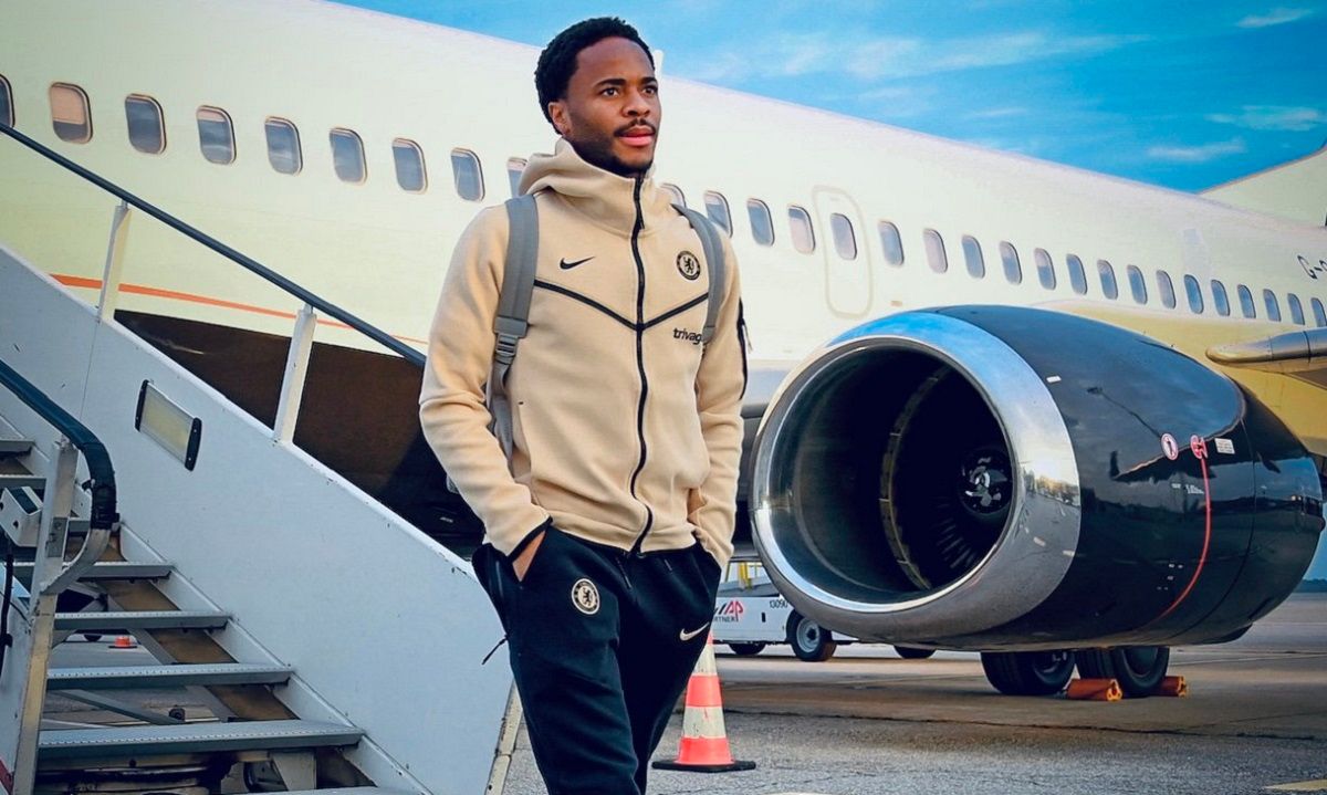 Будинок Стерлінга пограбували – нові подробиці кримінальної справи Будинок Стерлінга пограбували – нові подробиці кримінальної справи