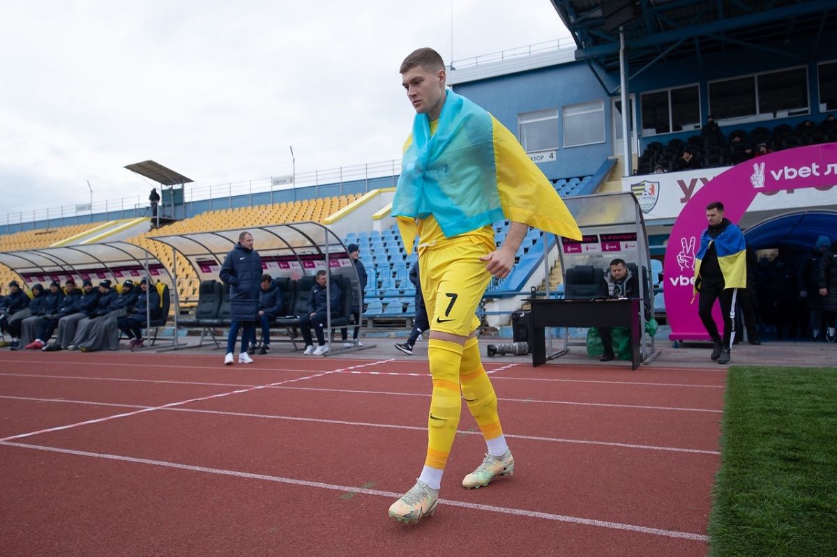 Чому Довбик відмовився від нового контракту Дніпра-1 – відповідь футболіста Чому Довбик відмовився від нового контракту Дніпра-1 – відповідь футболіста