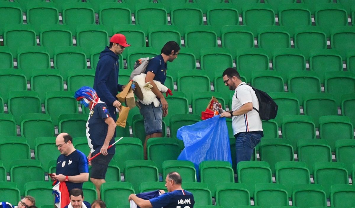 Франция – Польша – французы убрали трибуны после матча 1/8 финала ЧМ-2022 – фото