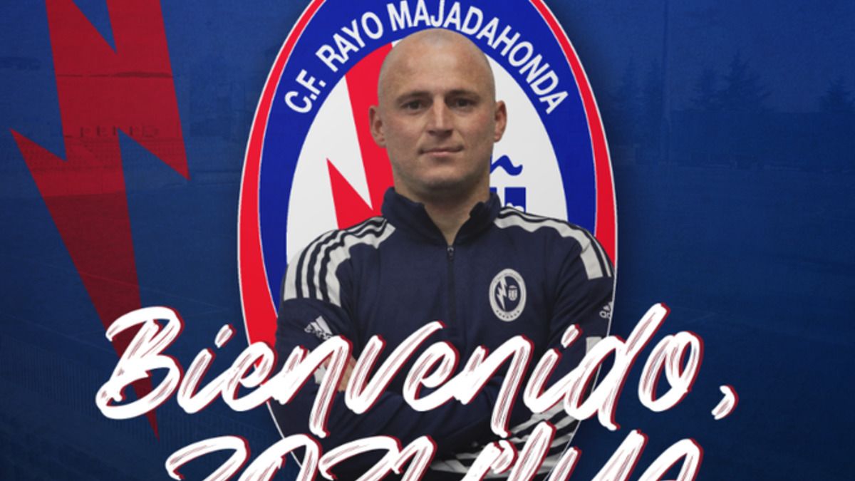 Роман Зозуля – игрок Райо Махадаонда Роман Зозуля – игрок Райо Махадаонда