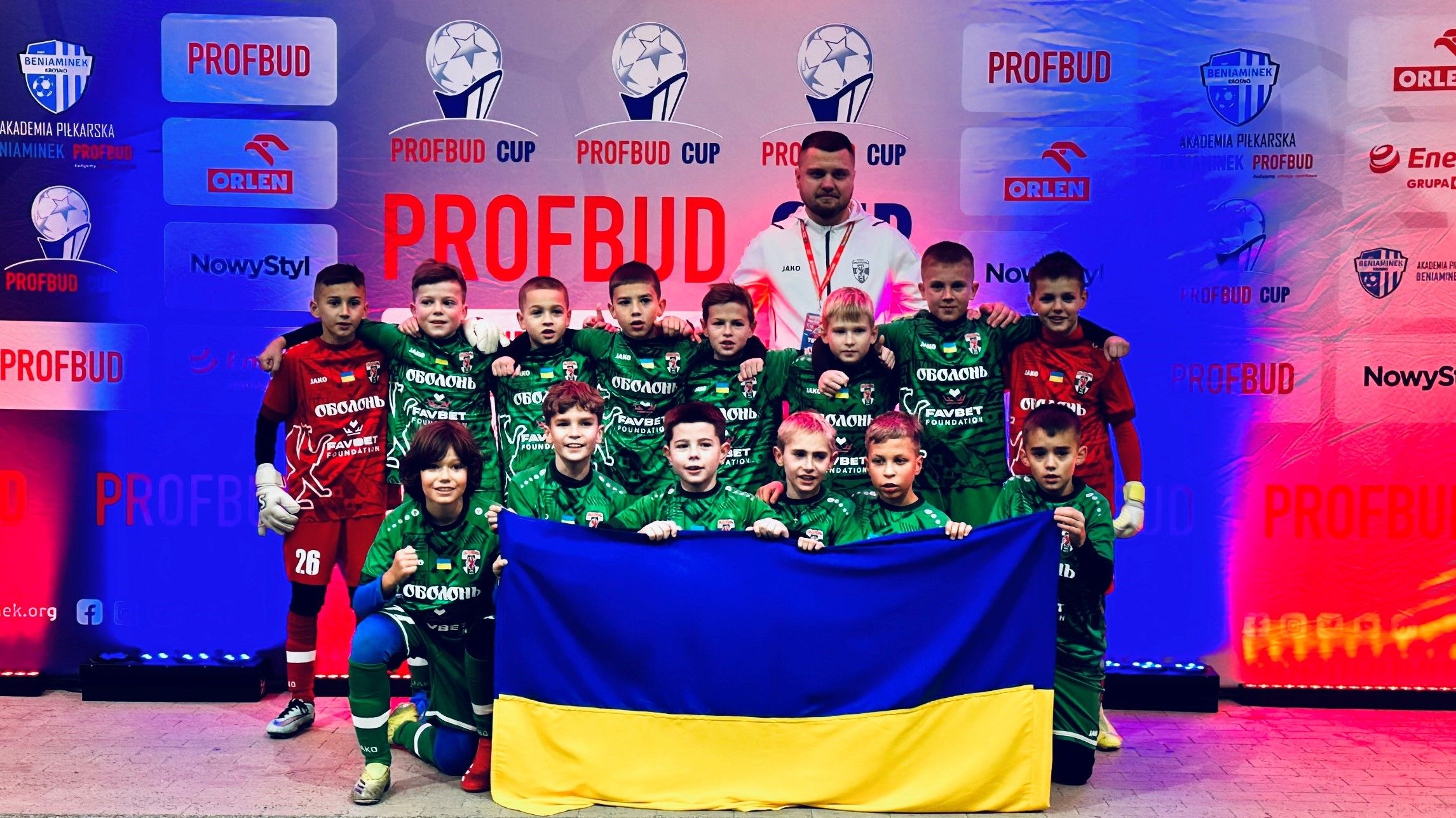 Favbet Foundation виділив 100 000 гривень для дитячої команди ФК "Оболонь" Favbet Foundation виділив 100 000 гривень для дитячої команди ФК "Оболонь"