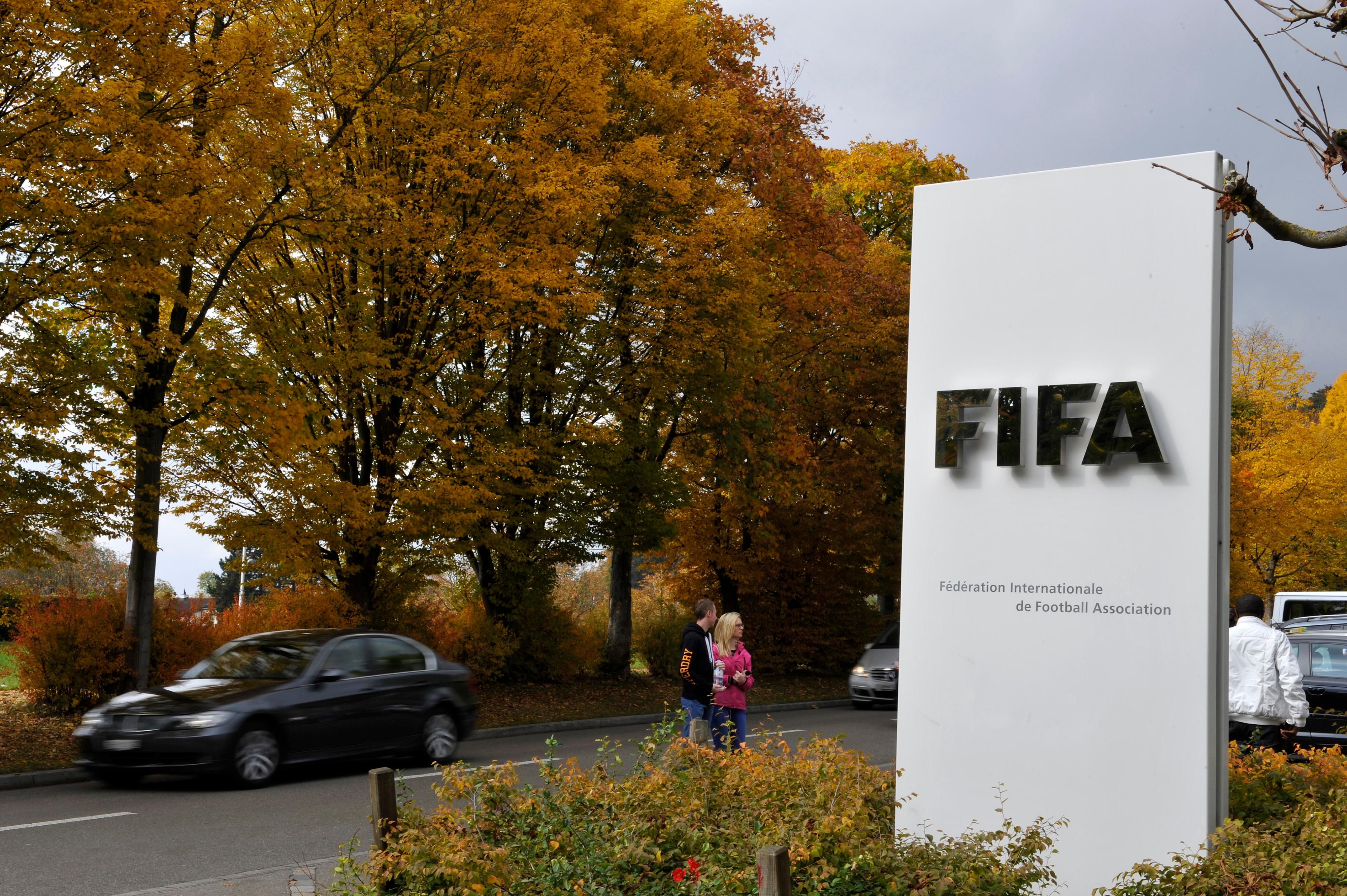 ФІФА проводитиме ЧС раз на 4 роки ФІФА проводитиме ЧС раз на 4 роки