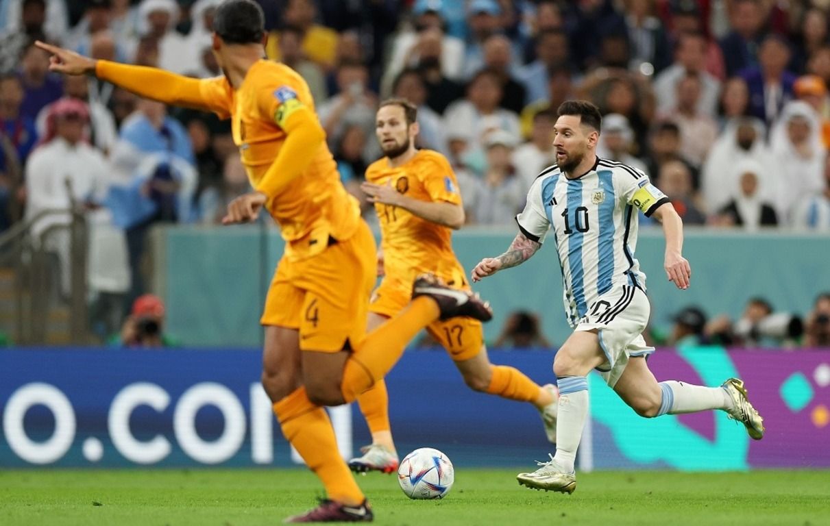 Ліонель Мессі зробив результат у матчі з Нідерландами Ліонель Мессі зробив результат у матчі з Нідерландами