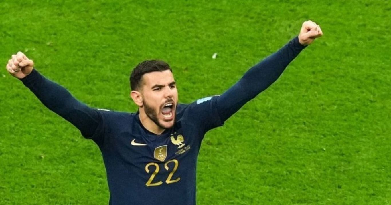 Тео Ернандес Тео Ернандес