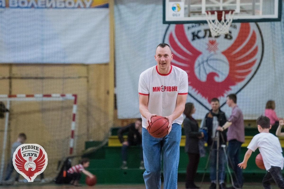 Помер Данило Козлов – що відомо про смерть колишнього баскетболіста України