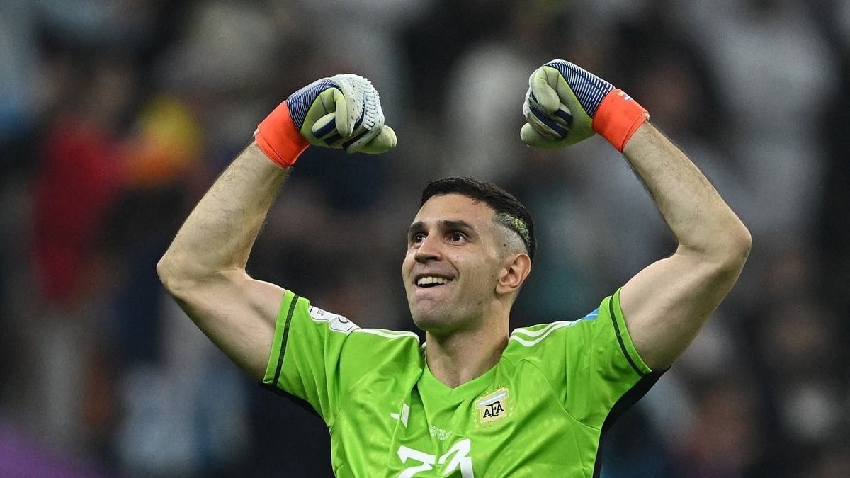 Чудаковатый Мартинес стал открытием ЧМ-2022 Чудаковатый Мартинес стал открытием ЧМ-2022