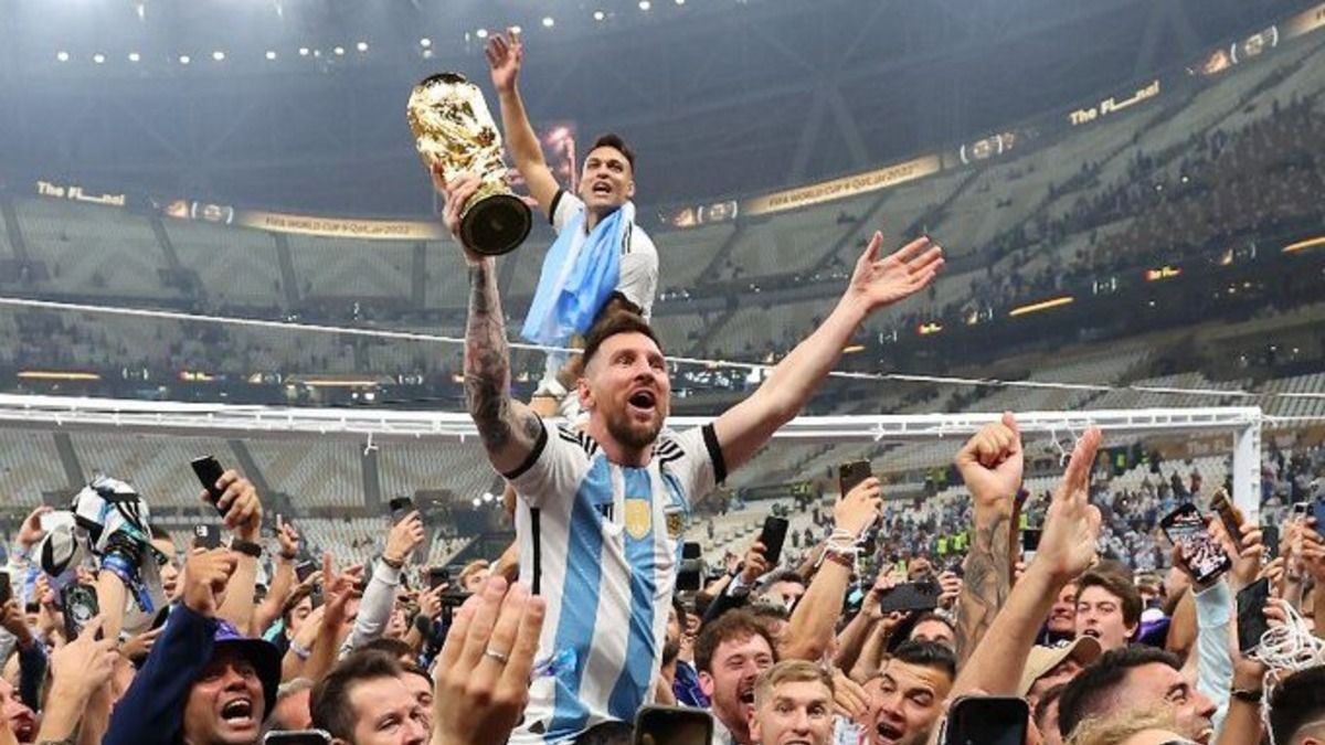 Команда Месси пока на втором месте в рейтинге ФИФА Команда Месси пока на втором месте в рейтинге ФИФА