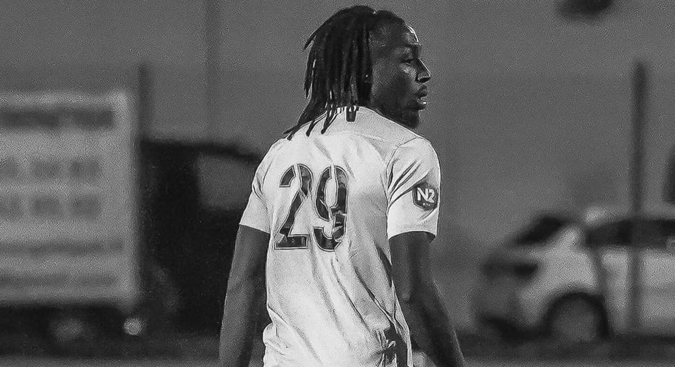 Адель Сантана Менді Адель Сантана Менді