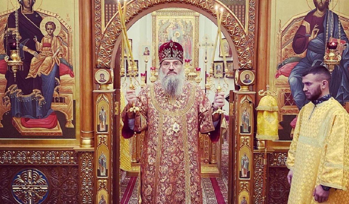 Ломаченко с Митрополитом Запорожского и Мелитопольского УПЦ МП Лукой Ломаченко с Митрополитом Запорожского и Мелитопольского УПЦ МП Лукой