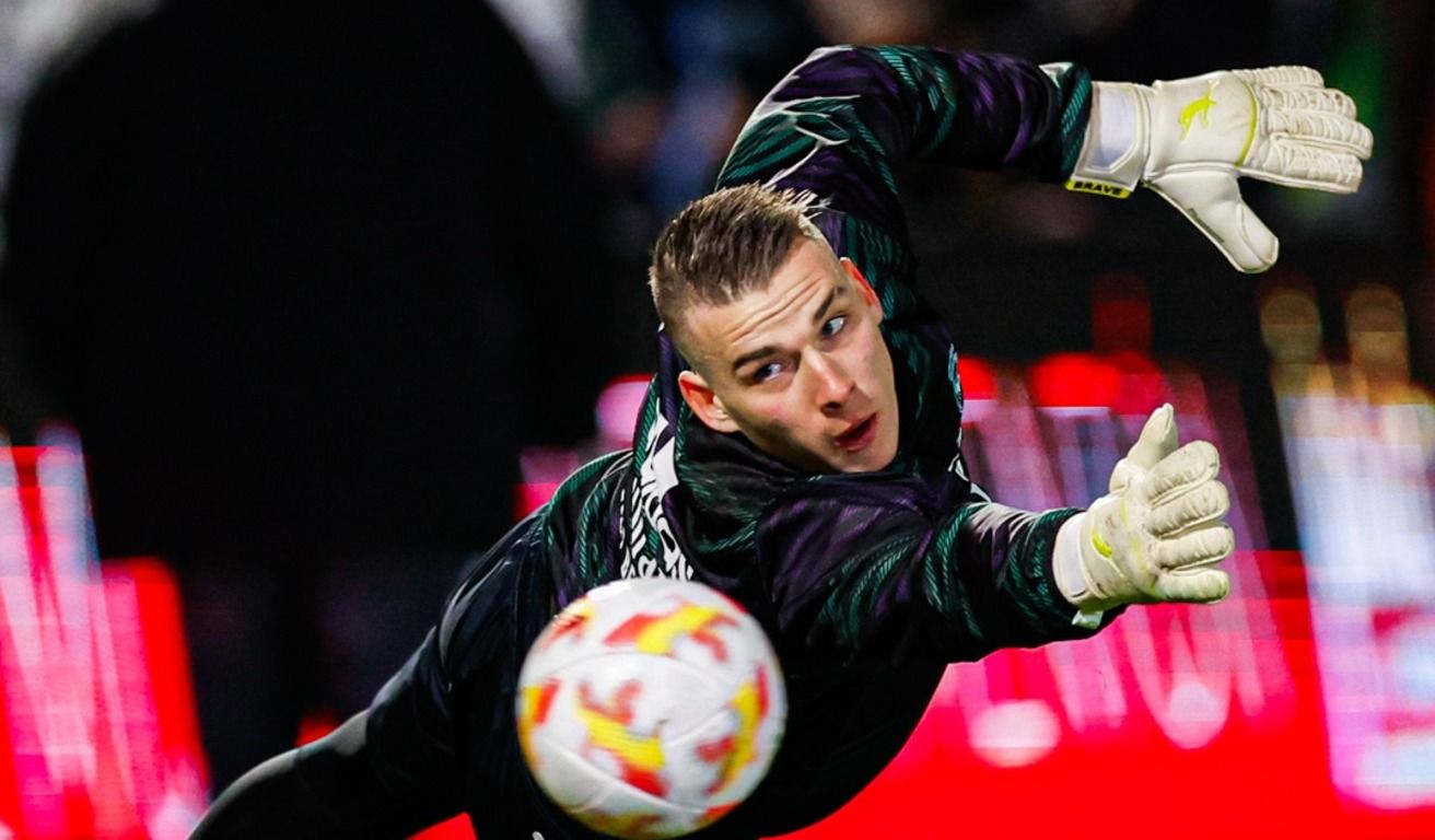 Андрей Лунин Андрей Лунин