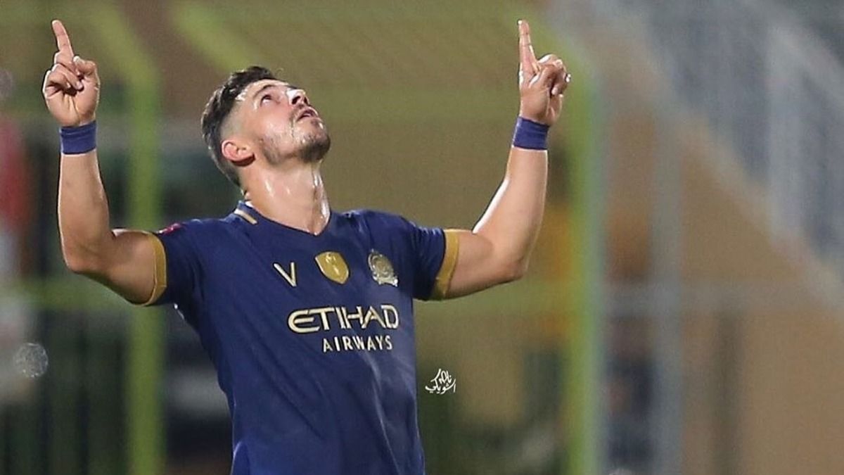 Джулиано обязан Роналду Джулиано обязан Роналду