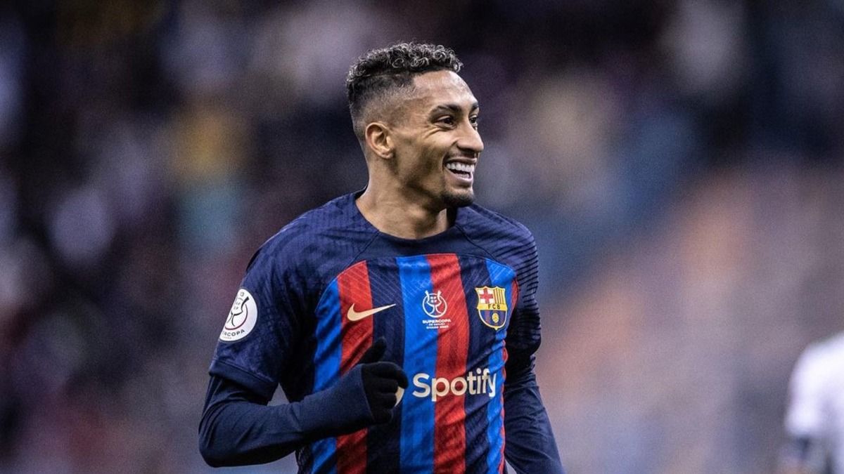 Арсенал заменит Мудрика звездой из Барселоны, игравшего в АПЛ и на ЧМ-2022 Арсенал заменит Мудрика звездой из Барселоны, игравшего в АПЛ и на ЧМ-2022