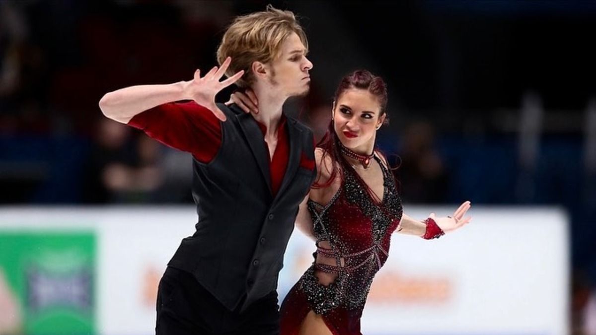 Російські фігуристи Діана Девіс та Глєб Смолкін Російські фігуристи Діана Девіс та Глєб Смолкін