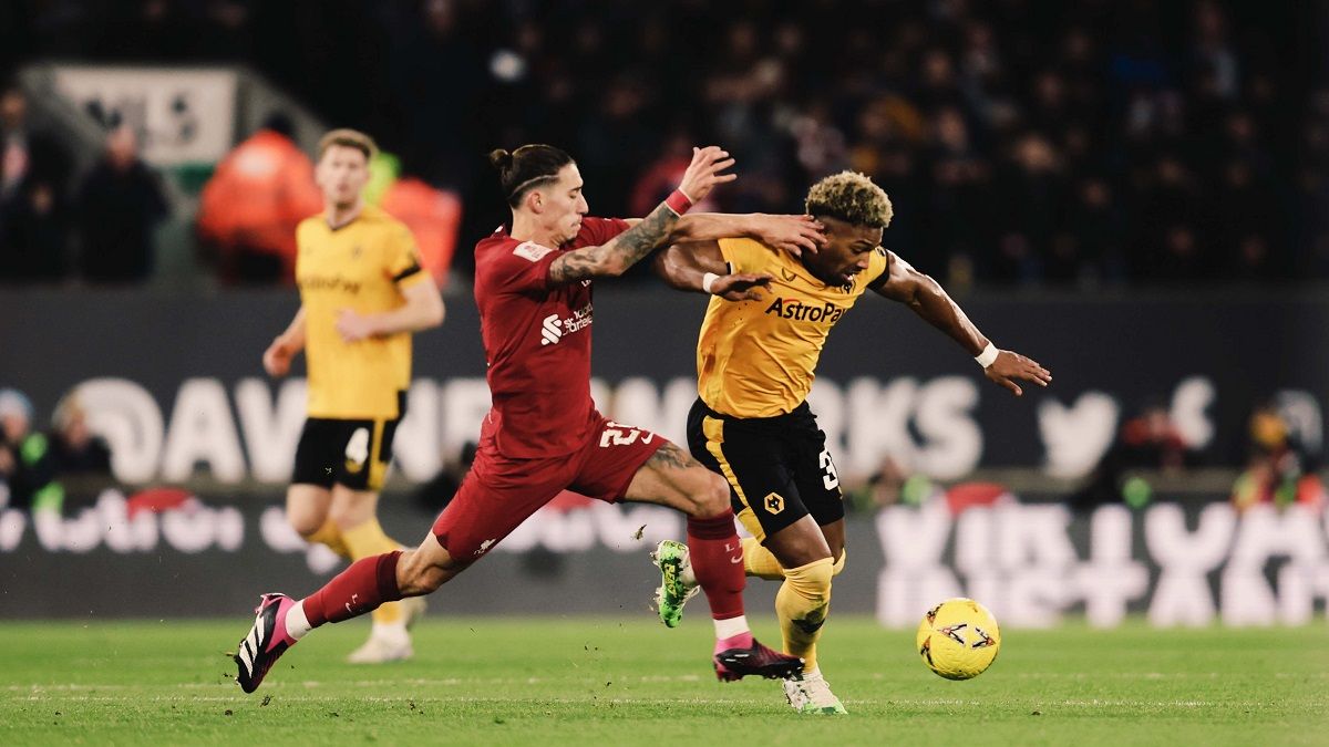 Вулверхэмптон – Ливерпуль – на матче Кубка Англии исчез свет Вулверхэмптон – Ливерпуль – на матче Кубка Англии исчез свет