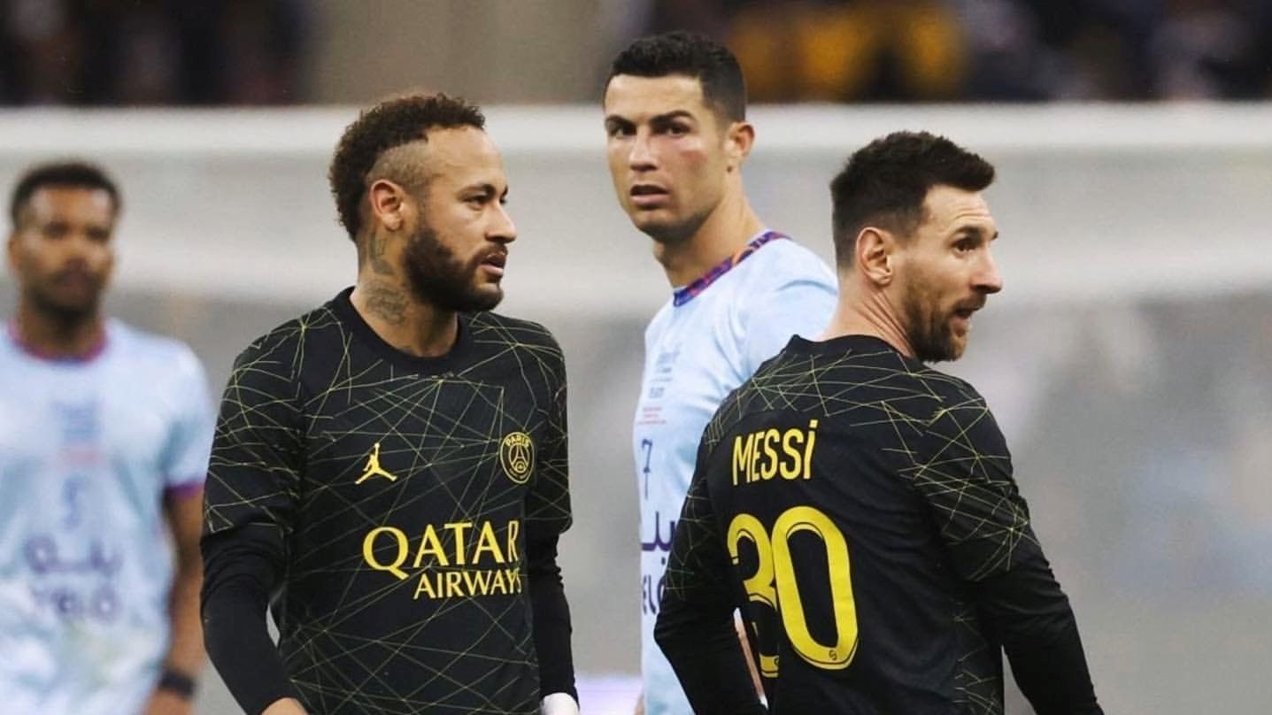 Аж 9 голов: Роналду, Месси и Мбаппе устроили голевую перестрелку в матче ПСЖ и звезд - 24 канал Аж 9 голов: Роналду, Месси и Мбаппе устроили голевую перестрелку в матче ПСЖ и звезд - 24 канал