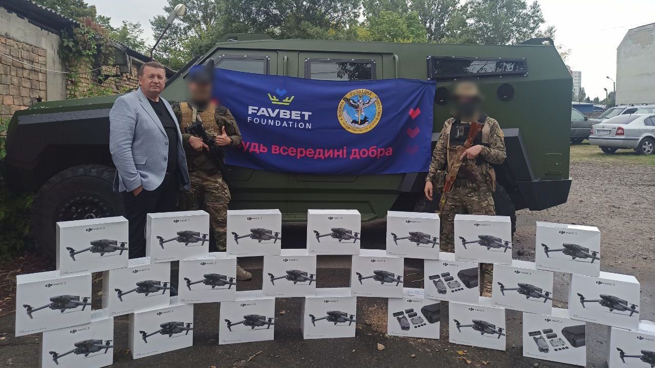 В 2022 году ВСУ получили 60 авто и 60 дронов при содействии Favbet Foundation В 2022 году ВСУ получили 60 авто и 60 дронов при содействии Favbet Foundation