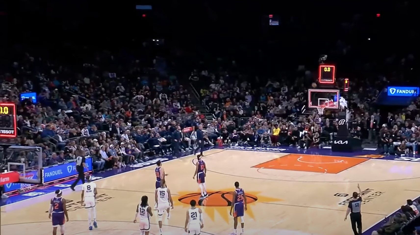 Феноменальная точность: бросок с сиреной от своего кольца – лучшим моментом игрового дня в НБА - 24 канал Феноменальная точность: бросок с сиреной от своего кольца – лучшим моментом игрового дня в НБА - 24 канал