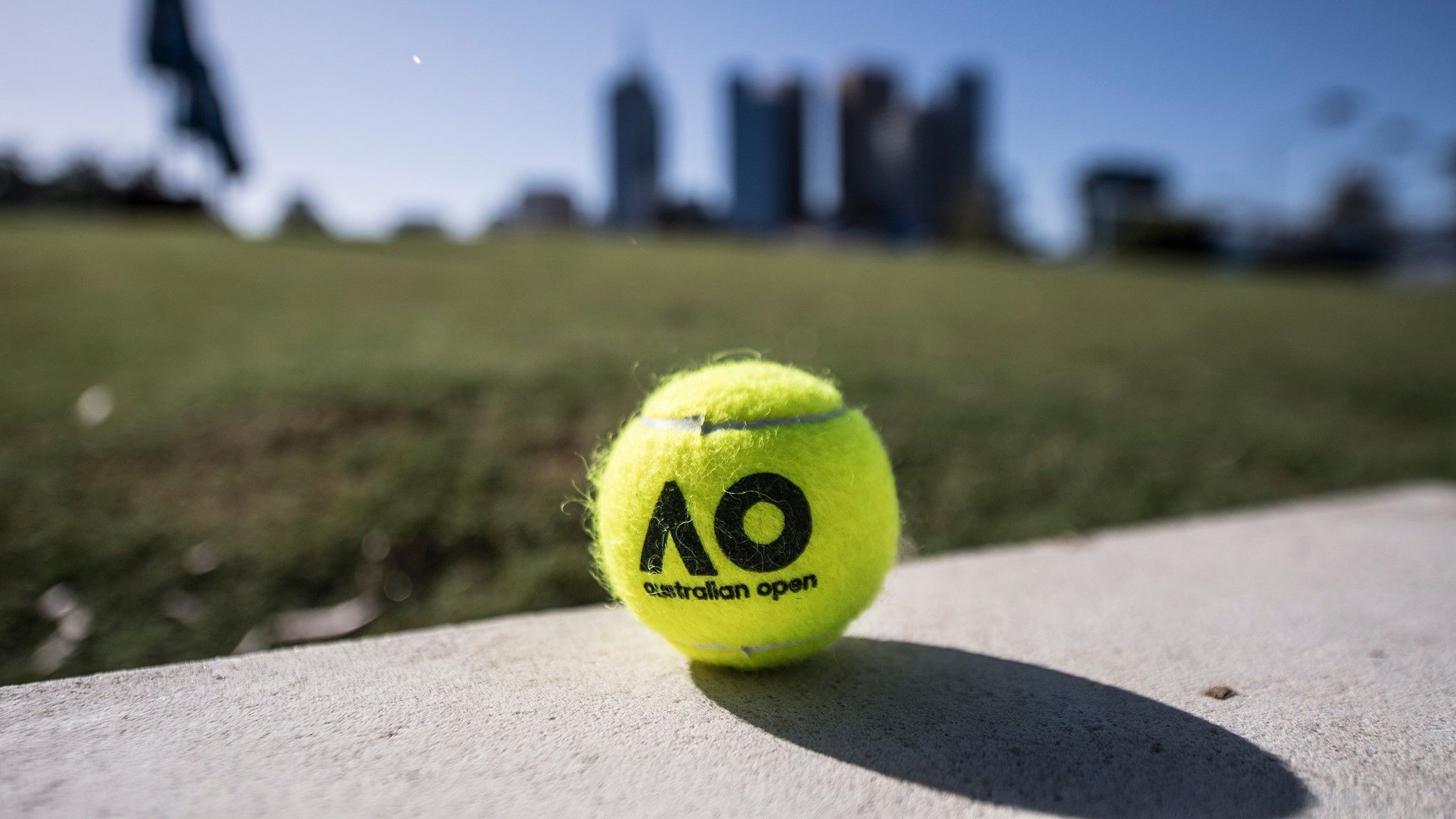 Охоронцям Australian Open роздали зображення російського прапора Охоронцям Australian Open роздали зображення російського прапора