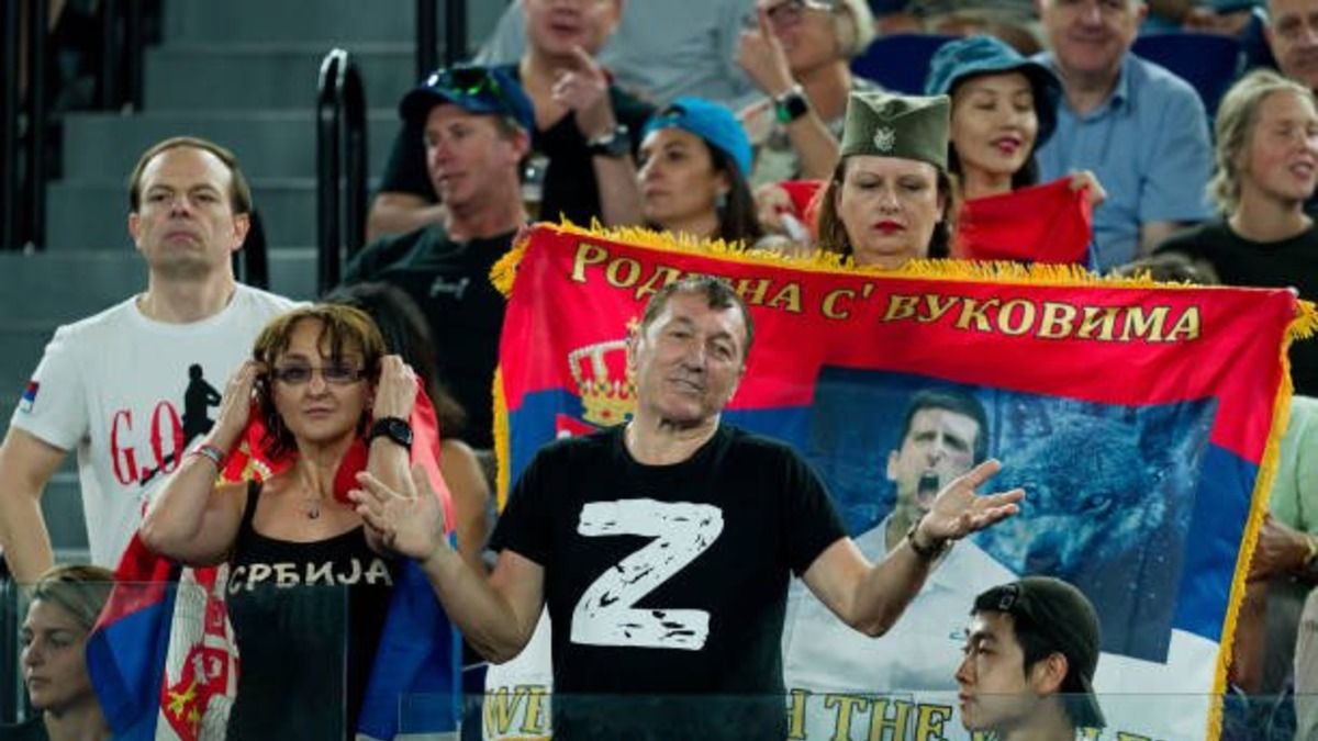 Очередная провокация российских болельщиков Очередная провокация российских болельщиков