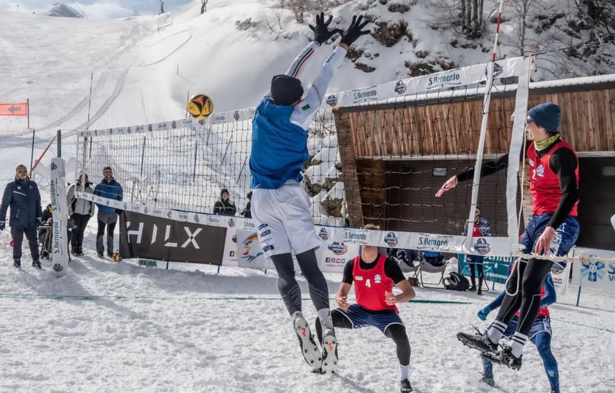 Снежный волейбол Снежный волейбол