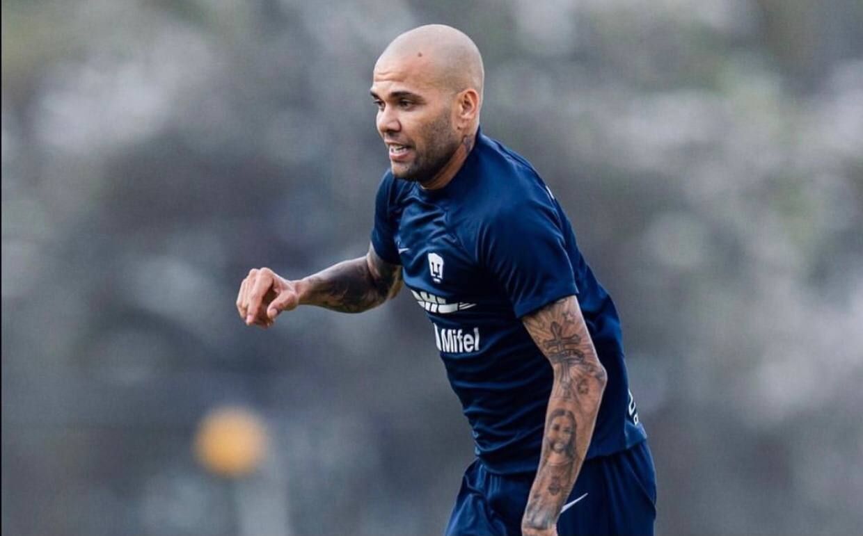 Дані Алвес Дані Алвес