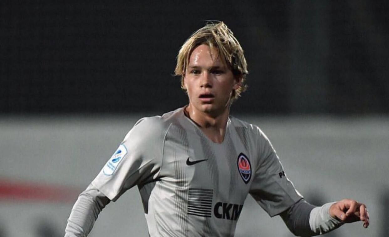 Юный Михаил Мудрик Юный Михаил Мудрик