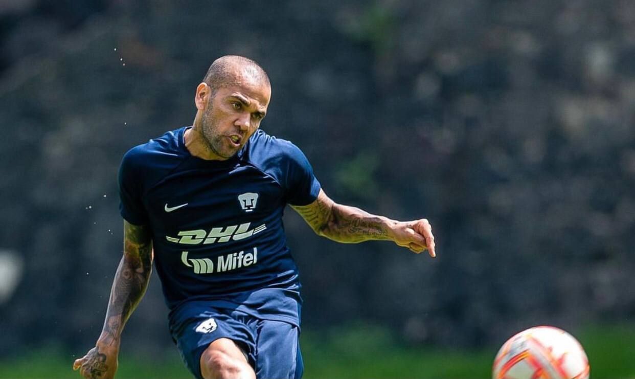 Дані Алвес Дані Алвес