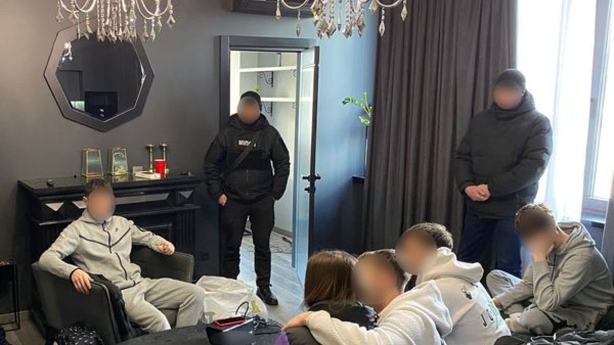 Организаторы "пьяных вечеринок" в Киеве Организаторы "пьяных вечеринок" в Киеве