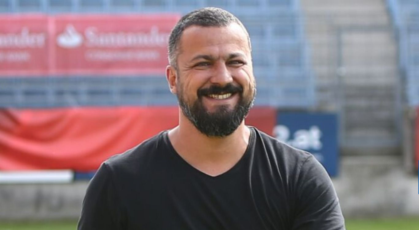 Волкан Кахроман Волкан Кахроман