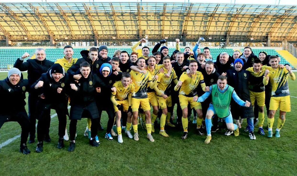 Юніори Руха Юніори Руха