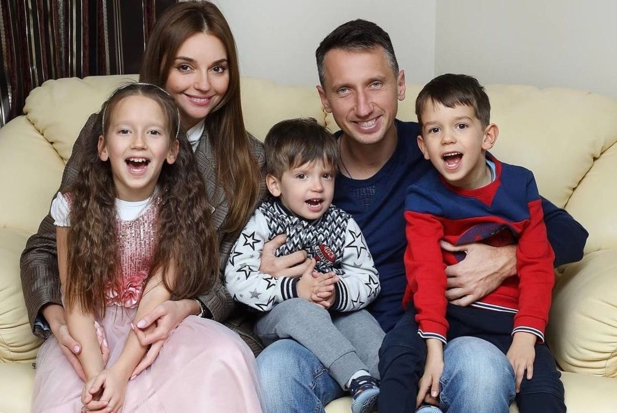 Сергей Стаховский с семьей