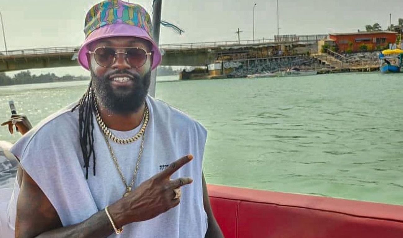 Еммануель Адебайор Еммануель Адебайор