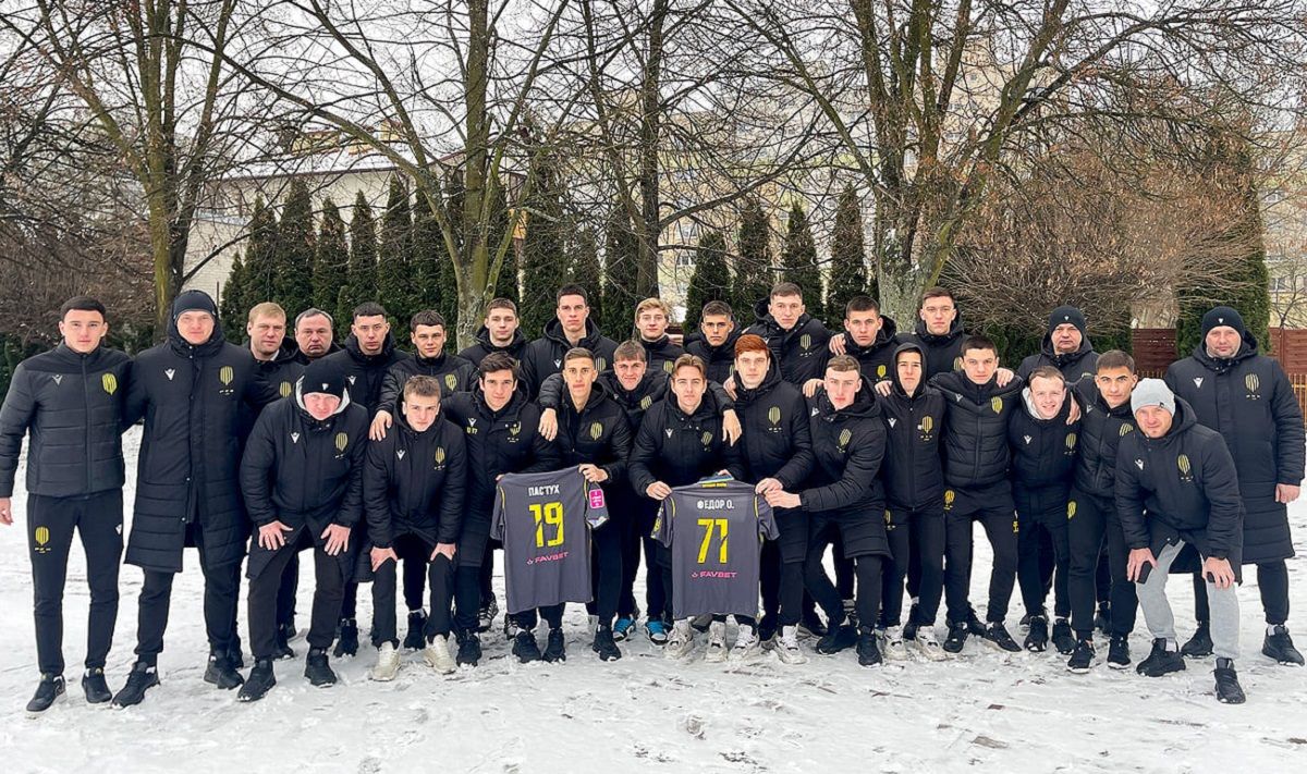 Жеребкування 1/8 фіналу Юнацької ліги УЄФА – усі при та суперник Руха Жеребкування 1/8 фіналу Юнацької ліги УЄФА – усі при та суперник Руха