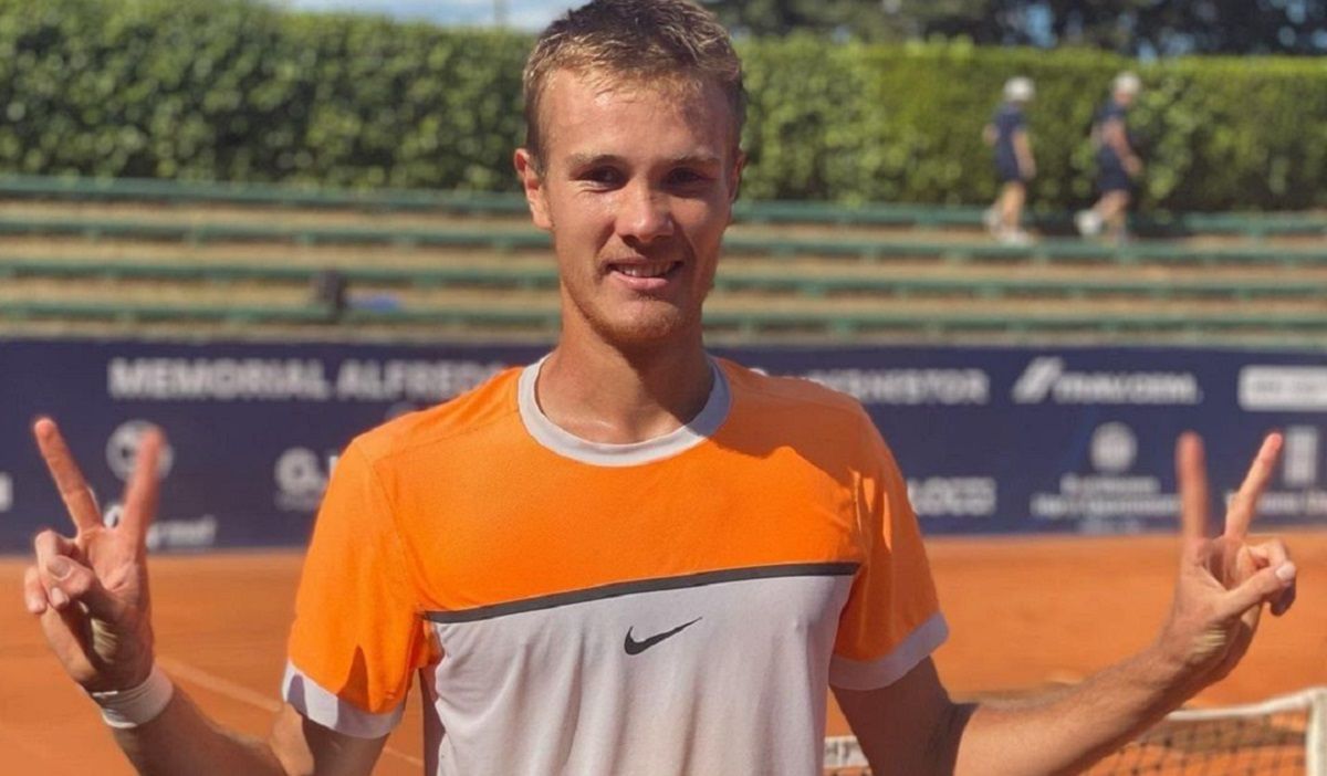 Сачко не пожал руку сопернику из России – россиянин захотел объяснить – видео Сачко не пожал руку сопернику из России – россиянин захотел объяснить – видео