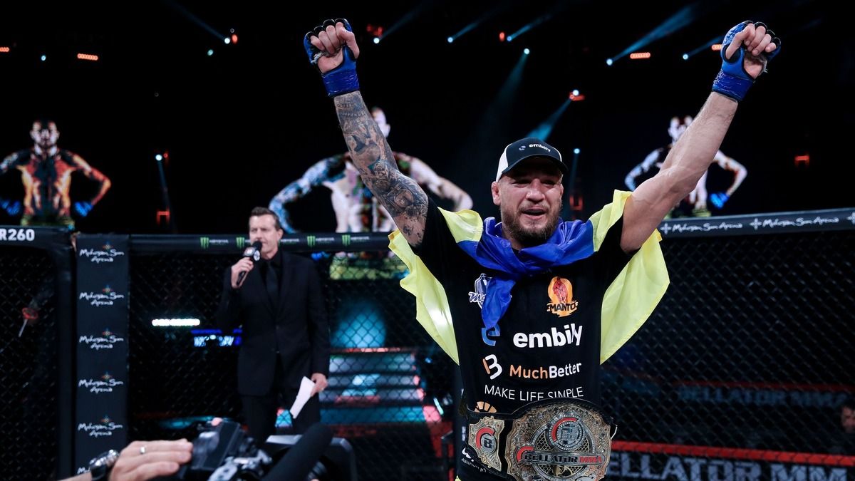 Амосов нагадав про війну в Україні після перемоги в чемпіонському поєдинку Амосов нагадав про війну в Україні після перемоги в чемпіонському поєдинку