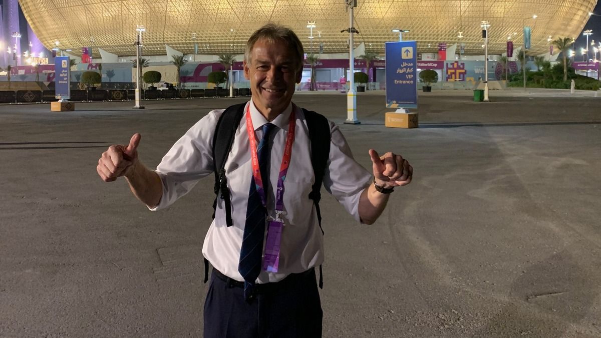 Юрген Клинсманн – главный тренер сборной Южной Кореи Юрген Клинсманн – главный тренер сборной Южной Кореи