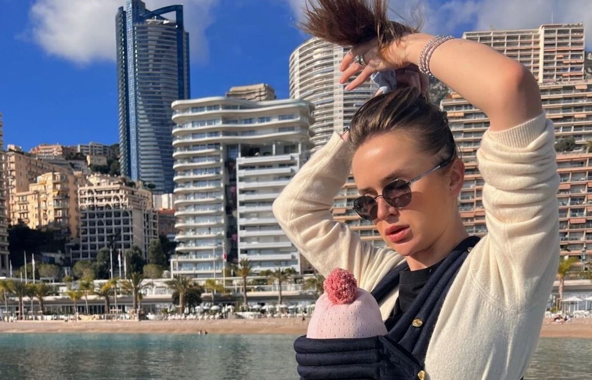 Элина Свитолина с дочерью Элина Свитолина с дочерью