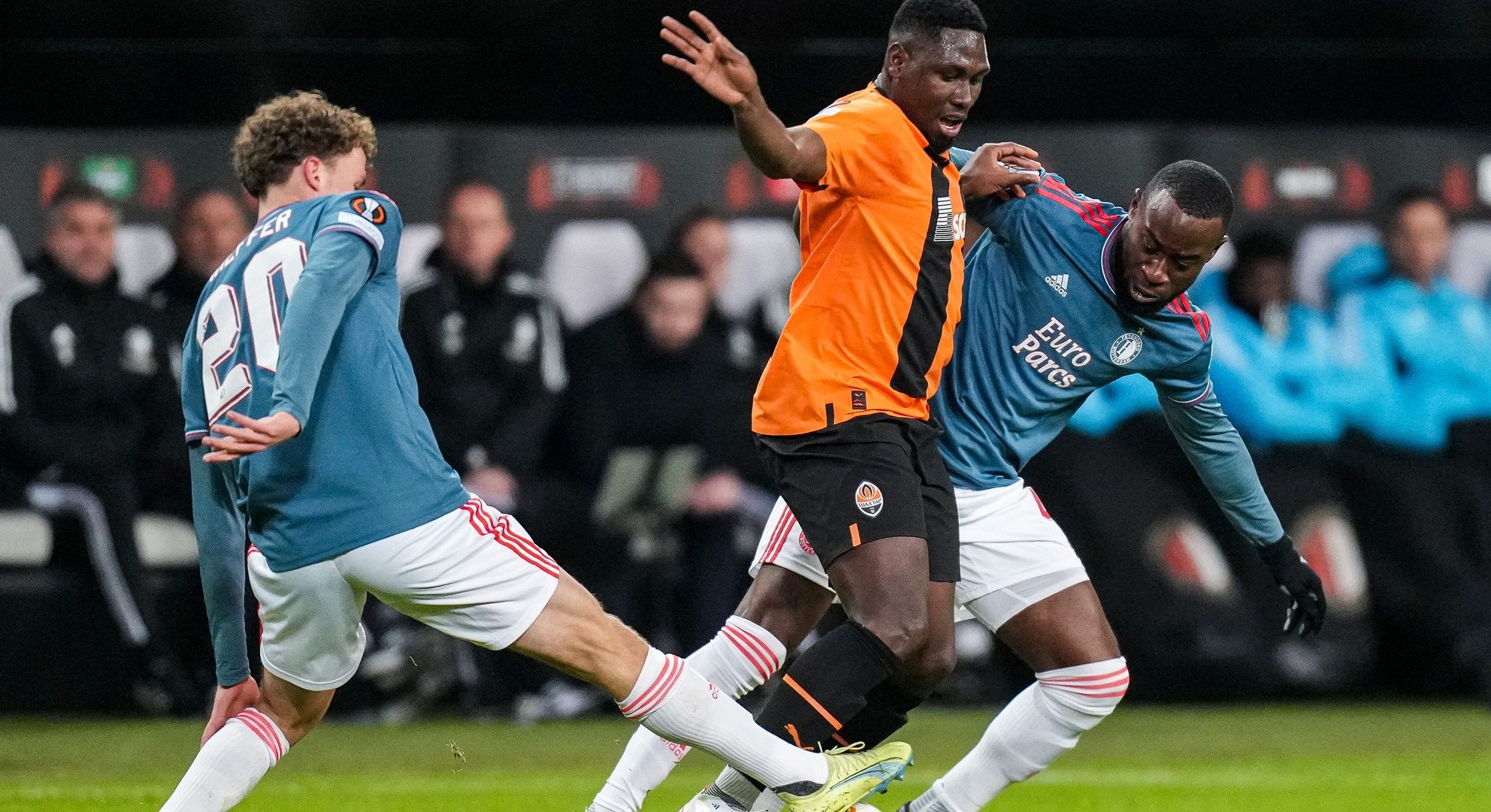 Шахтер против Фейеноорда Шахтер против Фейеноорда