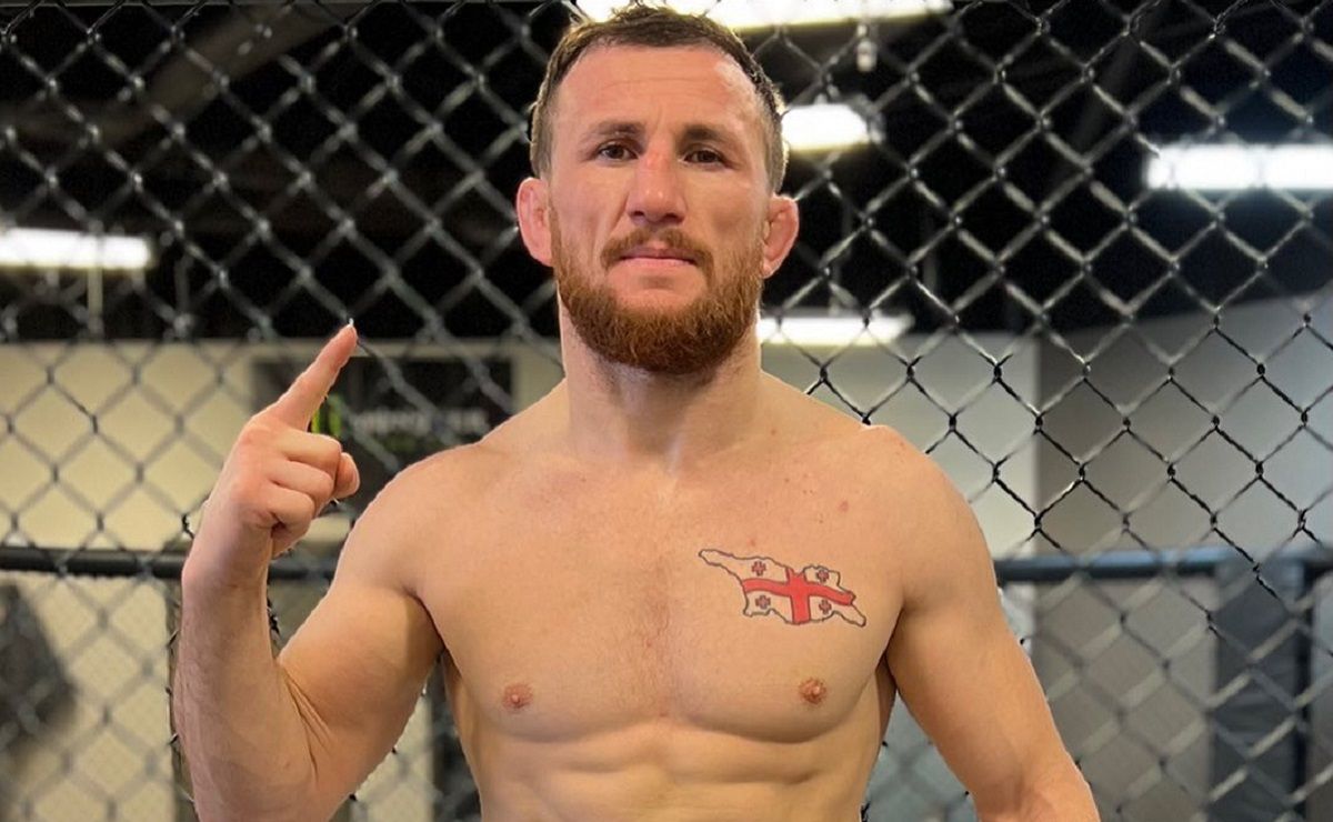 Прессконференция грузинского бойца UFC Двалишвили о войне в Украине и угрозах России Прессконференция грузинского бойца UFC Двалишвили о войне в Украине и угрозах России