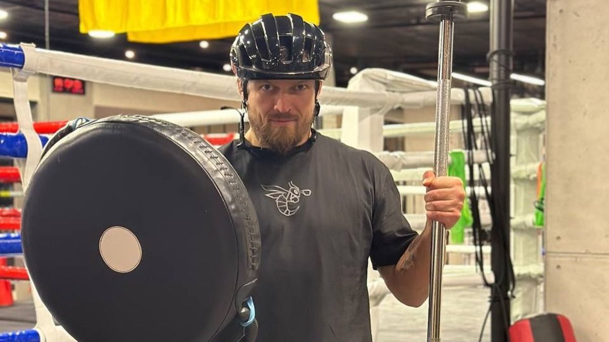 Бій Усик - Ф'юрі під загрозою зриву - менеджер Усика пояснив затримку перемовин Бій Усик - Ф'юрі під загрозою зриву - менеджер Усика пояснив затримку перемовин