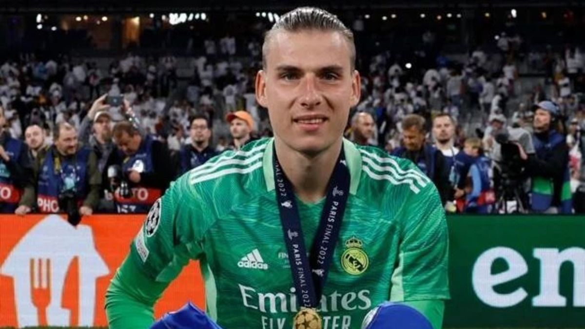 Воротар збірної України розповів про підготовку до матчу проти Англії Воротар збірної України розповів про підготовку до матчу проти Англії