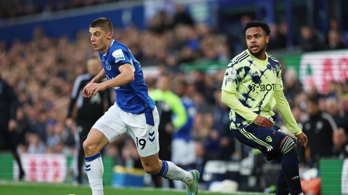 Воротар збірної Англії Джордан Пікфорд висловився про Миколенка Воротар збірної Англії Джордан Пікфорд висловився про Миколенка